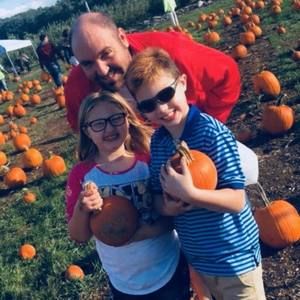 Meet your Posher, Christopher